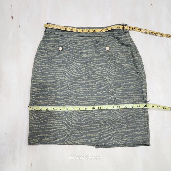 Michael Kors Army Green and Gold Zebra Striped Mini Skirt Size S - Picture 5 of 5